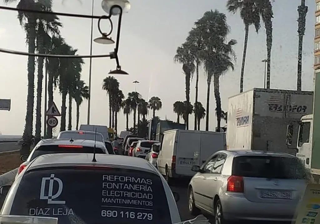 Accidentes de tráfico Gran Canaria: colapso en GC-1 y GC-3 sentido norte