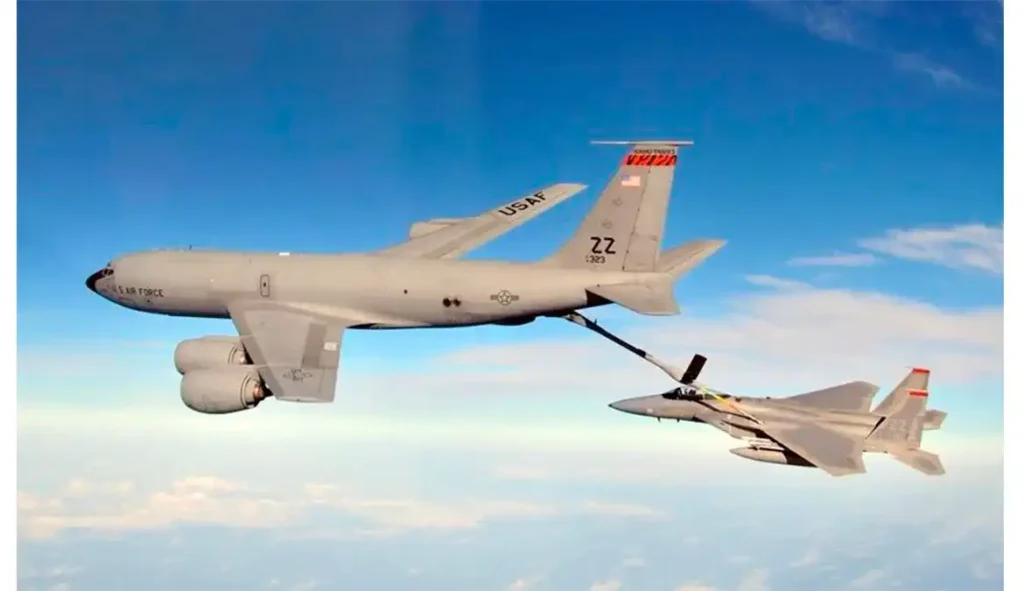 Conflictos Aéreos en Irak: El Derribo del KC-135 y sus Implicaciones