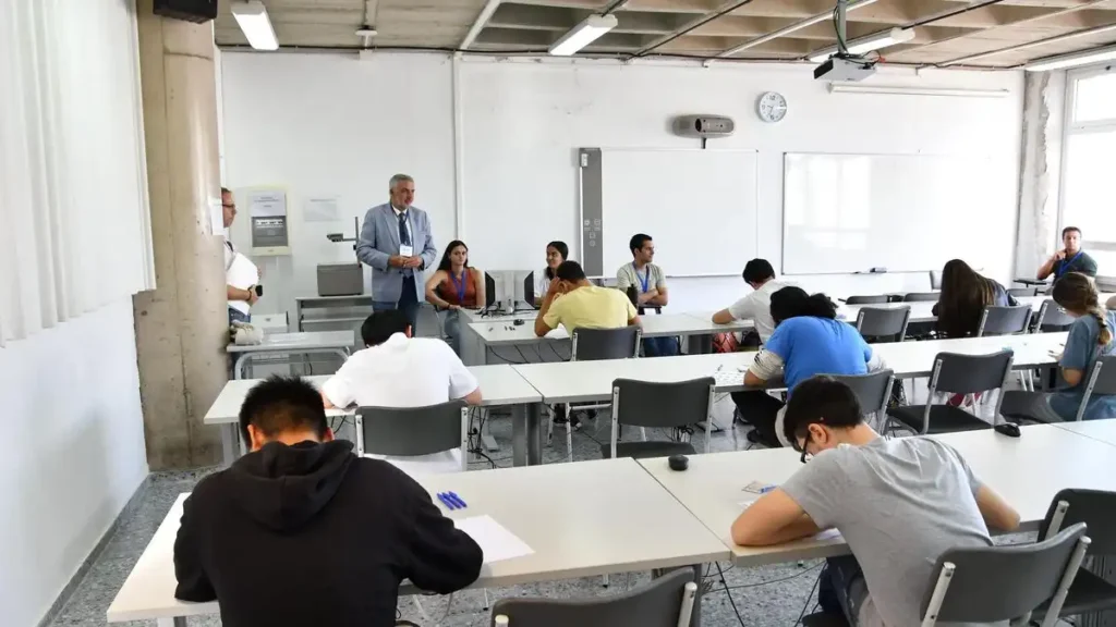Desafíos Contables en las Universidades Públicas de Canarias: Un Análisis Detallado