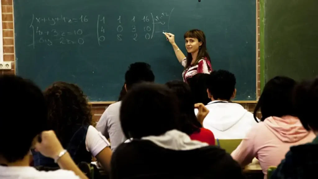 El Aumento del Estrés en los Docentes de Canarias: Un Llamado a la Acción