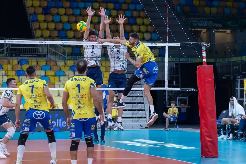 El Clásico del Voleibol Canario: Guaguas vs San Roque