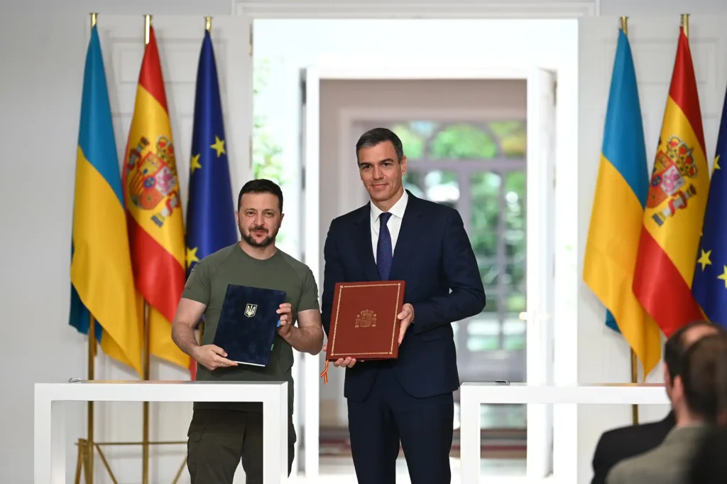 El Compromiso de España con Ucrania: Armamento y Ayuda Humanitaria