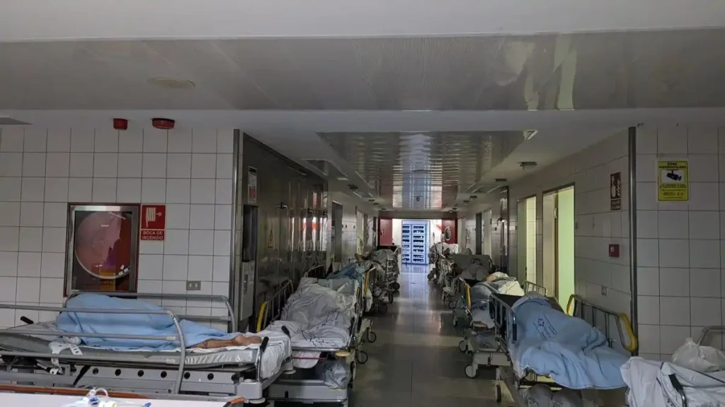 El Costo Oculto de la Saturación Hospitalaria en Canarias