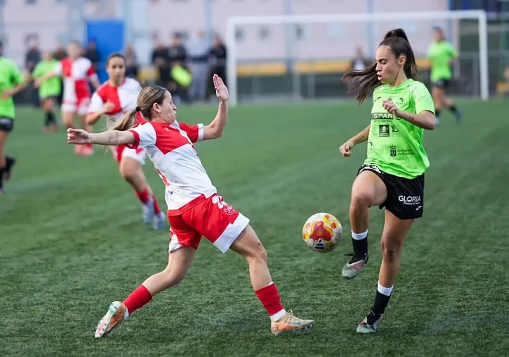 El Femarguín Triunfa en el Derbi Grancanario y Aspira al Ascenso