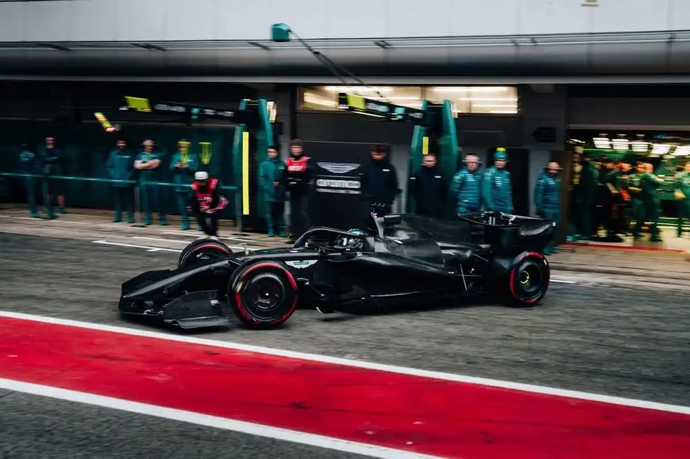 El Impactante Debut del Aston Martin AMR26 en la Fórmula 1