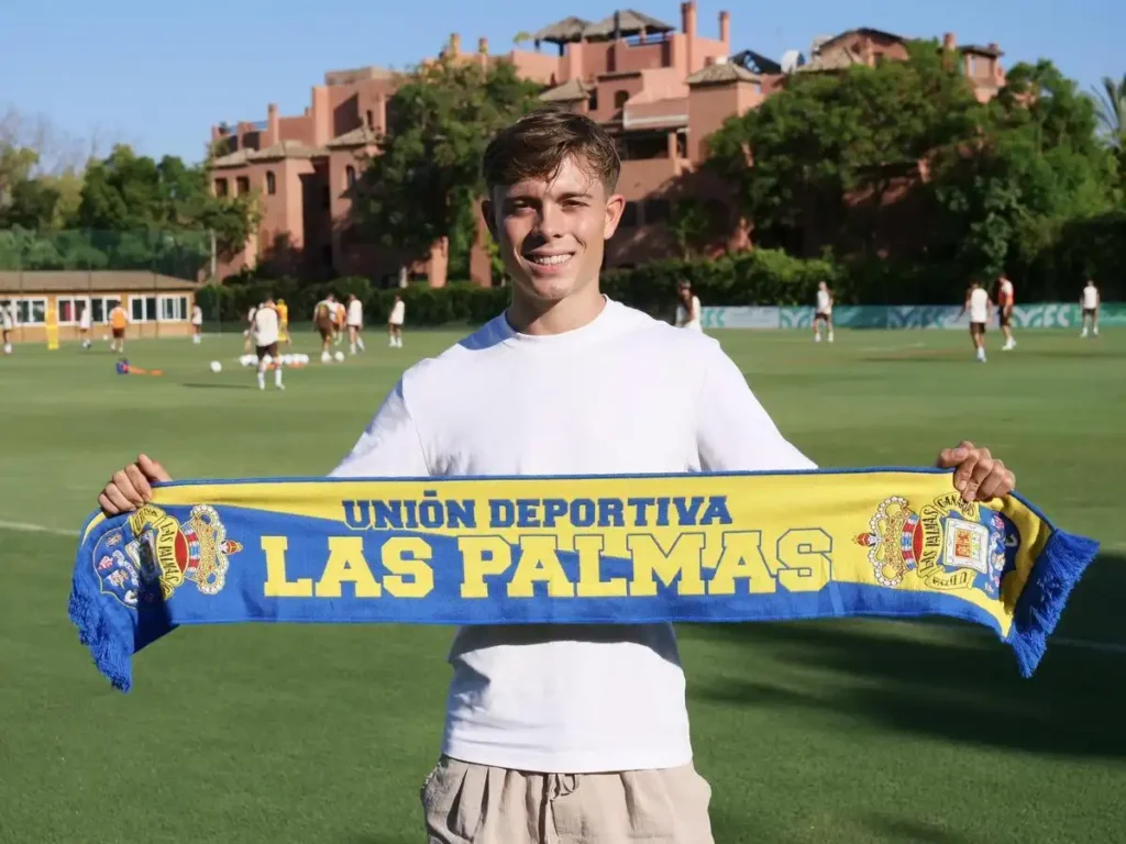 La Conexión en el Campo: Amatucci y la UD Las Palmas Miran al Futuro