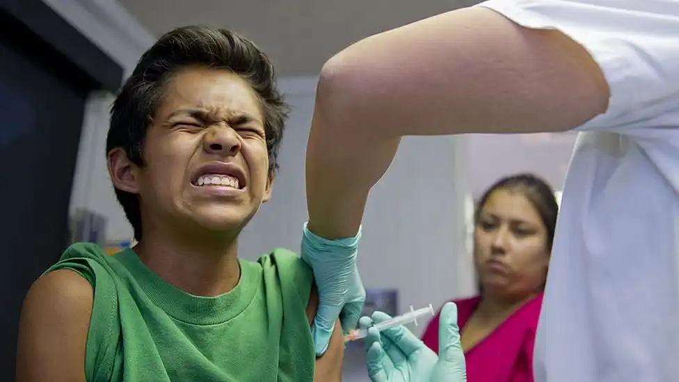 La Controversia sobre Vacunas y Autismo: Un Debate Basado en la Ciencia