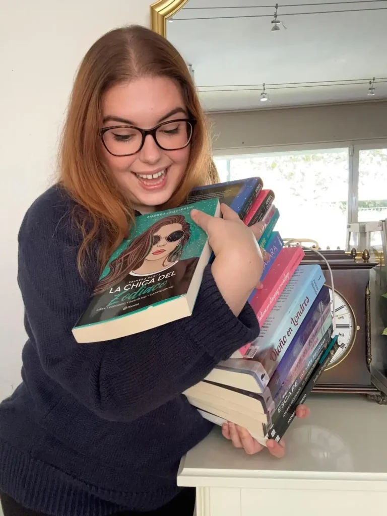 La Nueva Era del Romance Literario: Andrea Izquierdo y su Última Novela