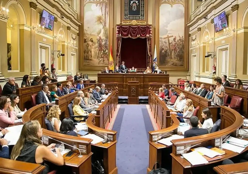 Agilizar licencias urbanísticas no resuelve la crisis de vivienda en Canarias: falta voluntad política estructural