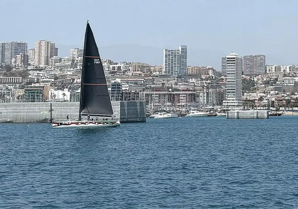 Cajones de hormigón Puerto del Rosario: avance, logística y impacto económico