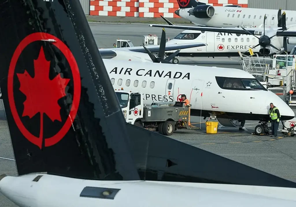 Piloto de Air Canada detenido por volar 17 años sin licencia de capitán